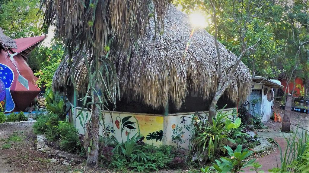 Hotel La Casa De Los Ninos Del Arbol Bacalar Exterior foto