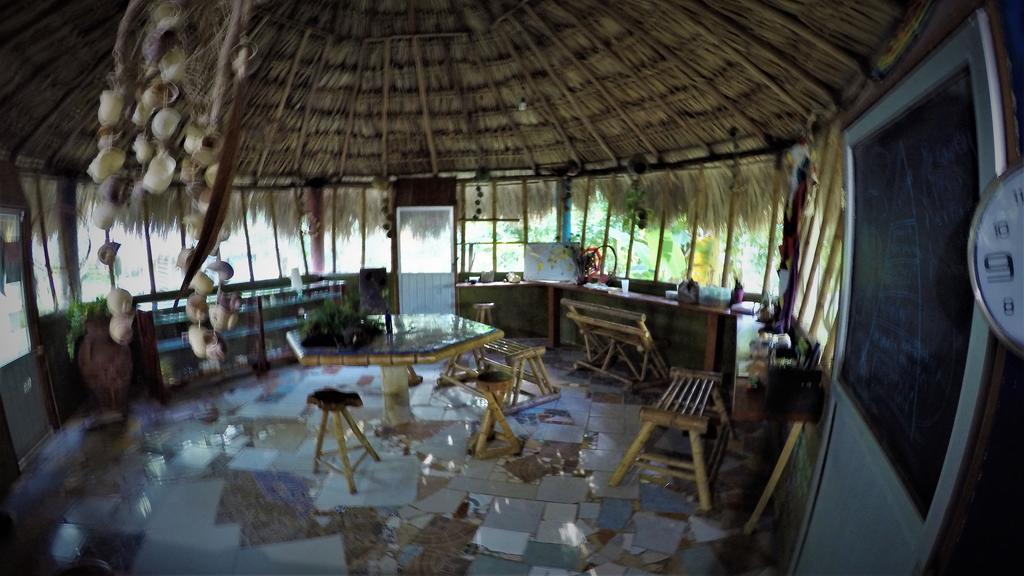 Hotel La Casa De Los Ninos Del Arbol Bacalar Exterior foto